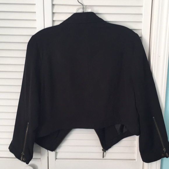 Black cropped moto jacket - Picture 2 of 6
